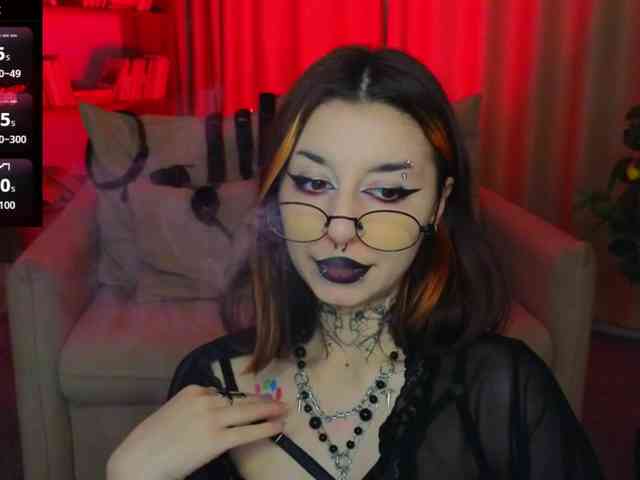 MistressMarcelline webcam