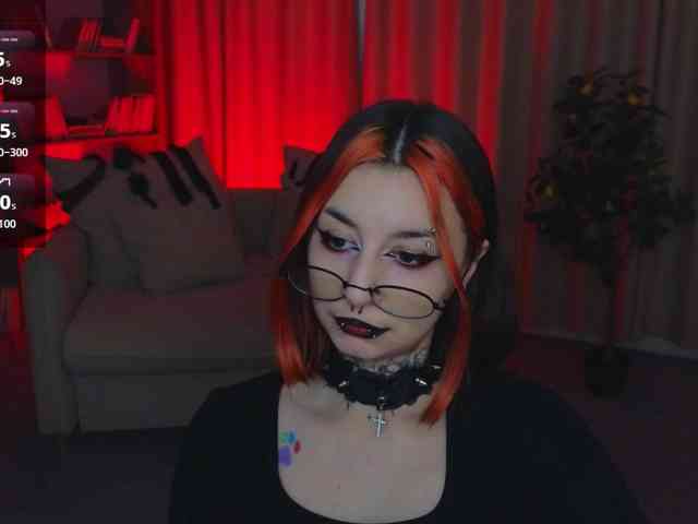 MistressMarcelline webcam
