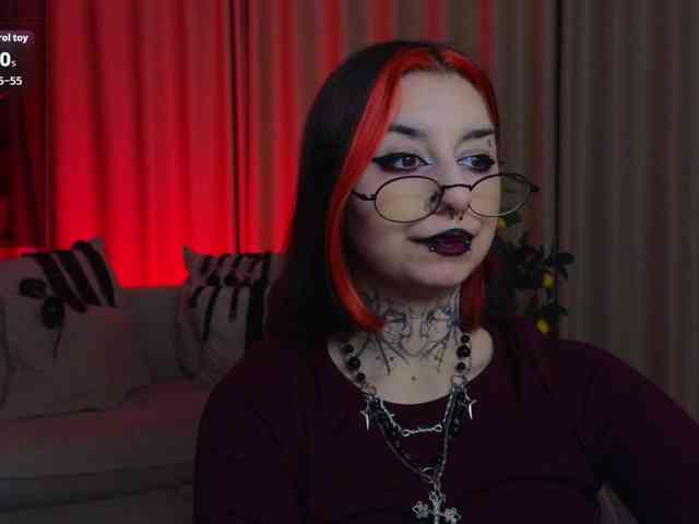 MistressMarcelline webcam