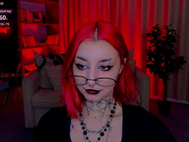 MistressMarcelline webcam