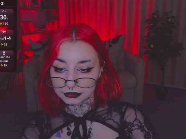 MistressMarcelline webcam