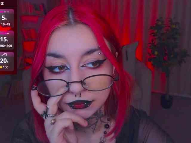 MistressMarcelline webcam