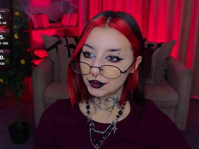 MistressMarcelline webcam