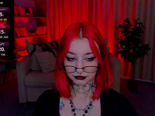 MistressMarcelline webcam