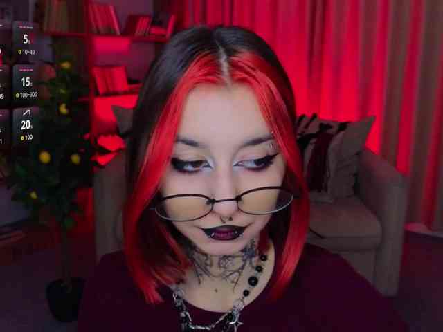 MistressMarcelline webcam
