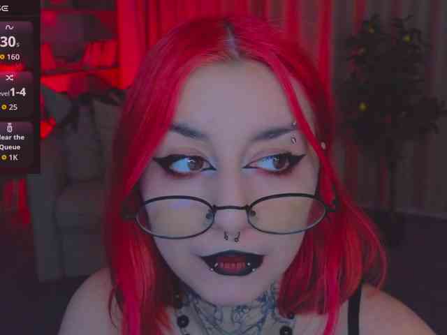 MistressMarcelline webcam