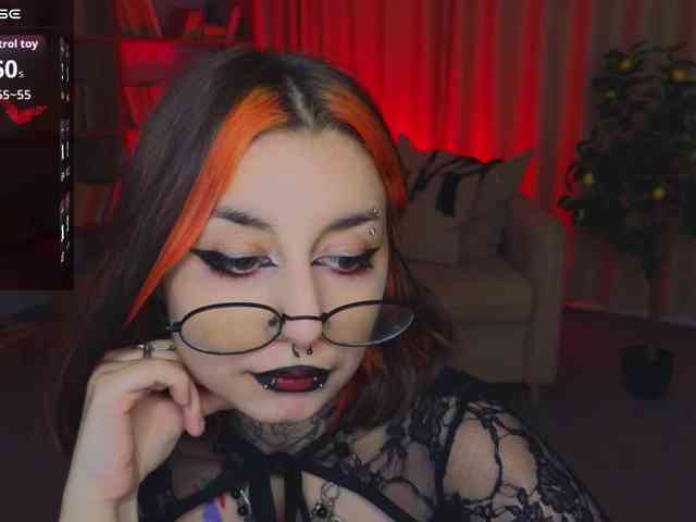 MistressMarcelline webcam