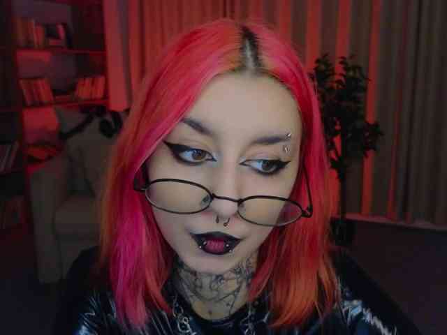 MistressMarcelline MistressMarcelline