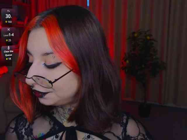 MistressMarcelline webcam