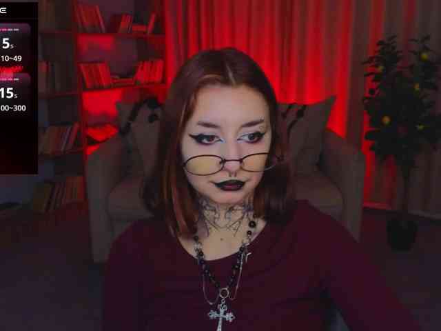 MistressMarcelline webcam