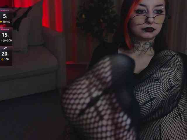 MistressMarcelline webcam