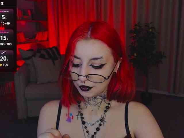 MistressMarcelline webcam