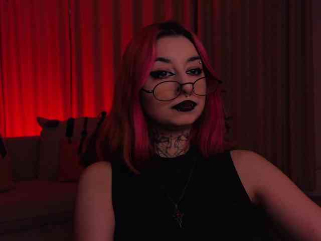 MistressMarcelline webcam