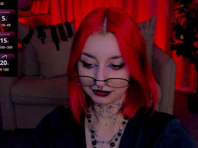 MistressMarcelline webcam