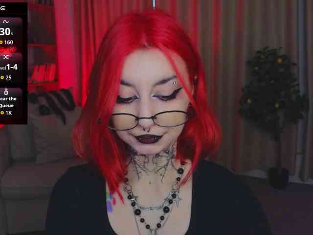 MistressMarcelline webcam