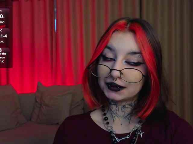 MistressMarcelline webcam