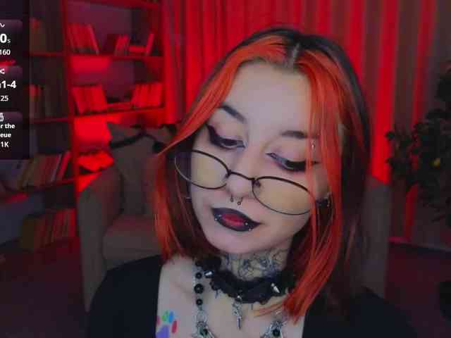 MistressMarcelline webcam