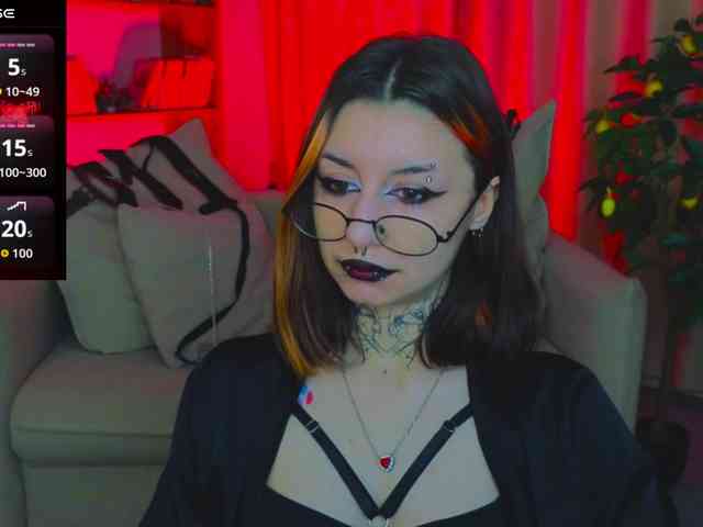 MistressMarcelline webcam