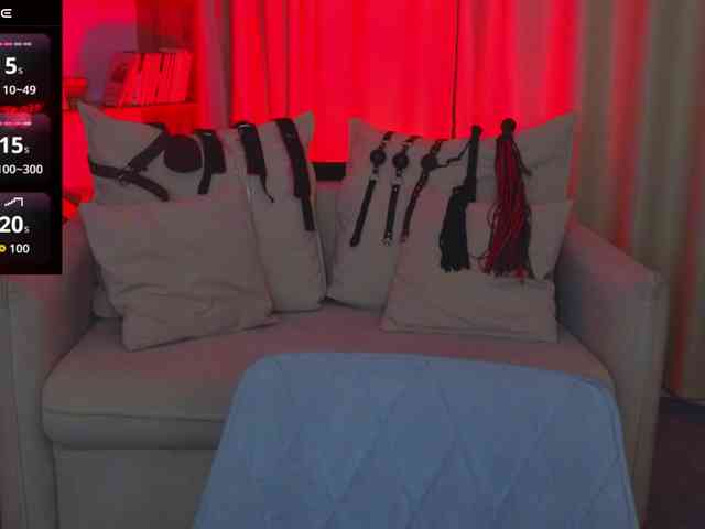 MistressMarcelline webcam