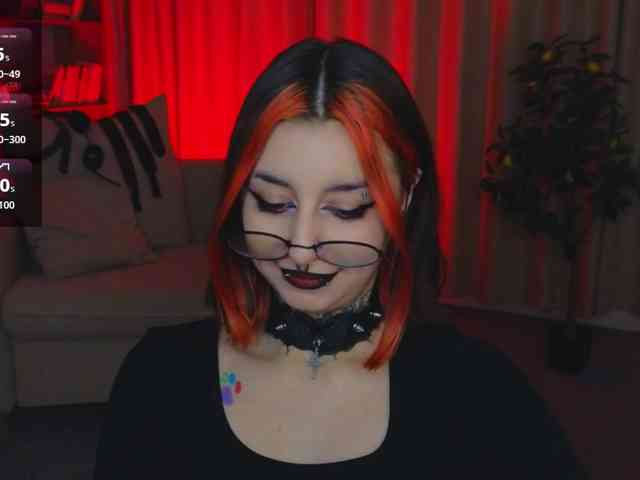 MistressMarcelline webcam