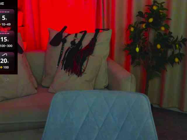 MistressMarcelline webcam