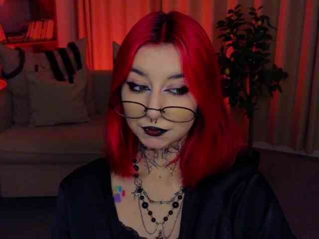 MistressMarcelline webcam