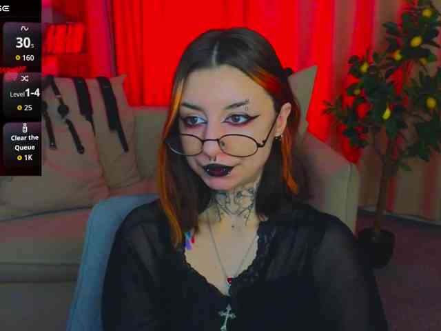 MistressMarcelline webcam