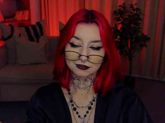 MistressMarcelline MistressMarcelline