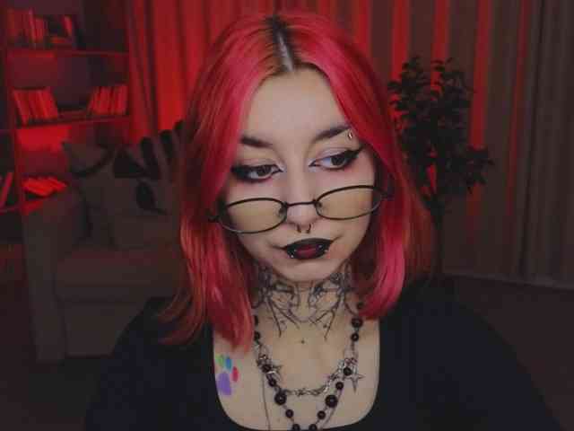 MistressMarcelline webcam