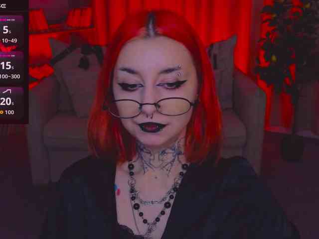 MistressMarcelline webcam