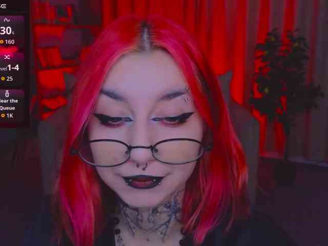 MistressMarcelline webcam