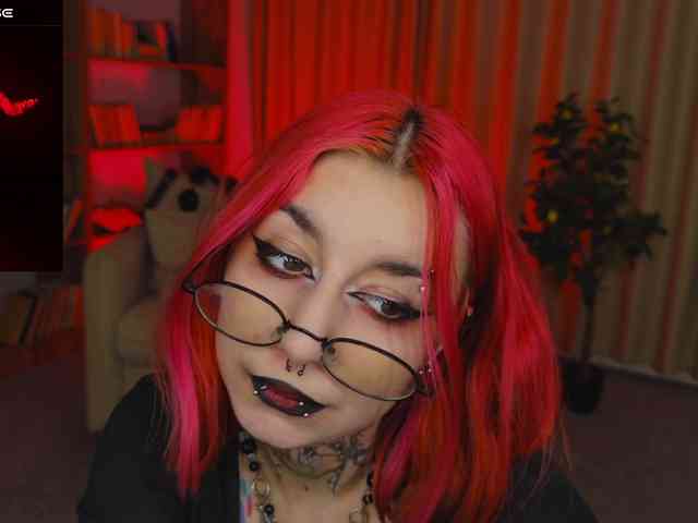 MistressMarcelline webcam