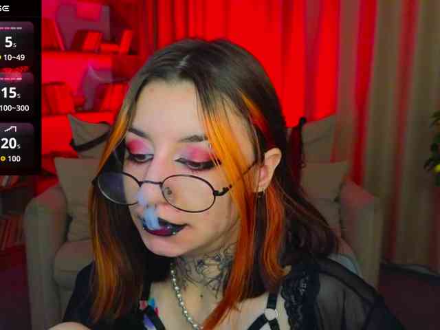 MistressMarcelline webcam