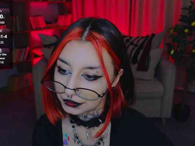 MistressMarcelline webcam