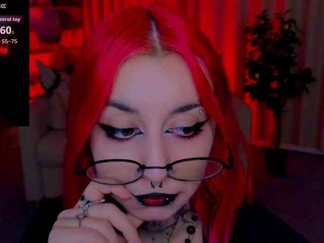 MistressMarcelline webcam