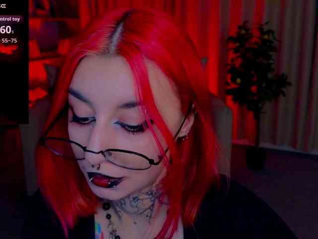 MistressMarcelline webcam