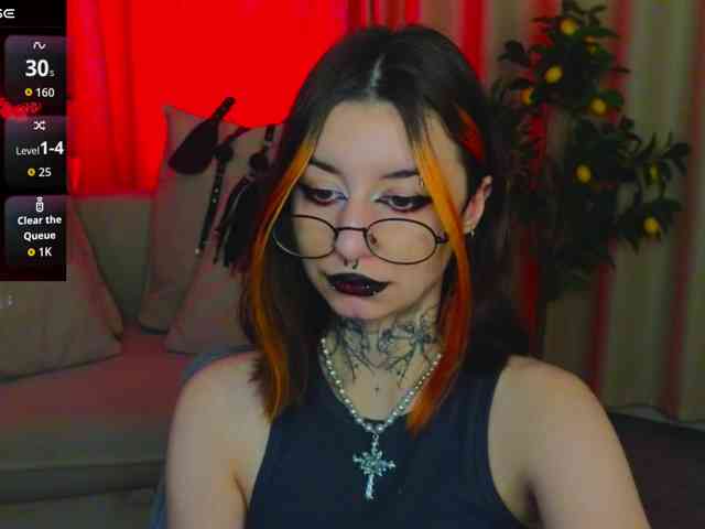 MistressMarcelline webcam