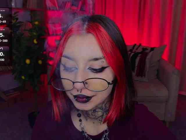 MistressMarcelline webcam