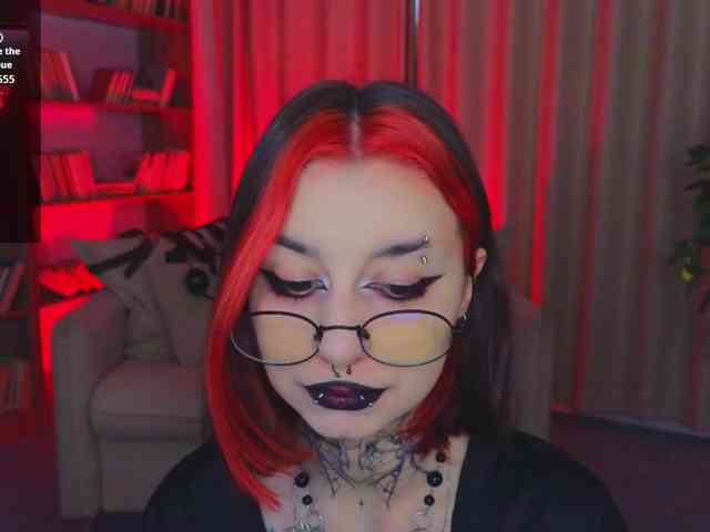 MistressMarcelline webcam