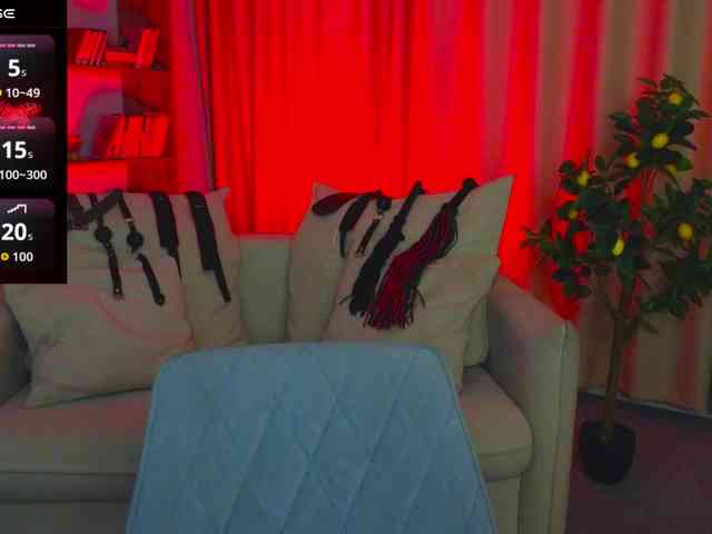 MistressMarcelline webcam