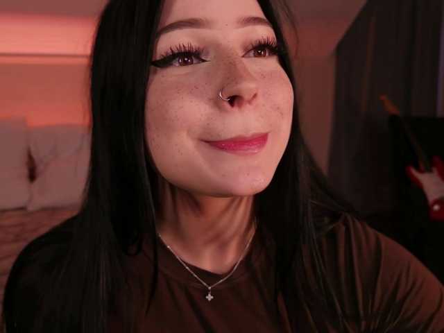 LisaaLiss live cam