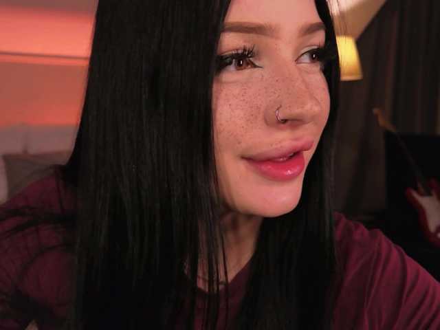 LisaAndDenis live cam on BongaCams