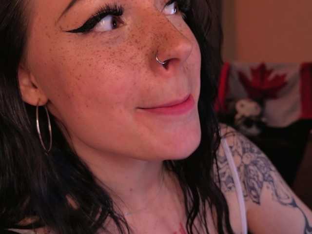 LisaAndDenis live cam on BongaCams