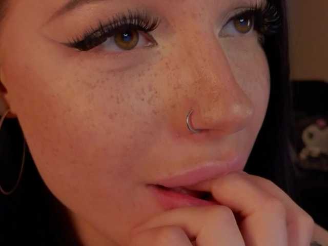 LisaAndDenis's BongaCams profile