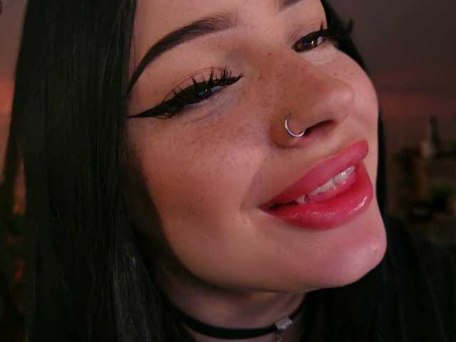 LisaAndDenis live cam on BongaCams