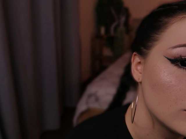 Profile thumbnail for LisaaLiss