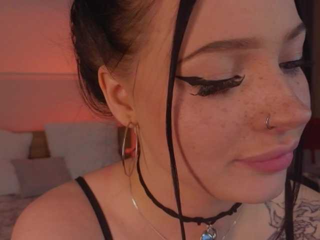 LisaAndDenis live cam on BongaCams