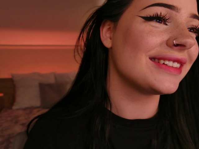 LisaAndDenis live cam on BongaCams