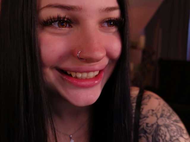 LisaAndDenis live cam on BongaCams