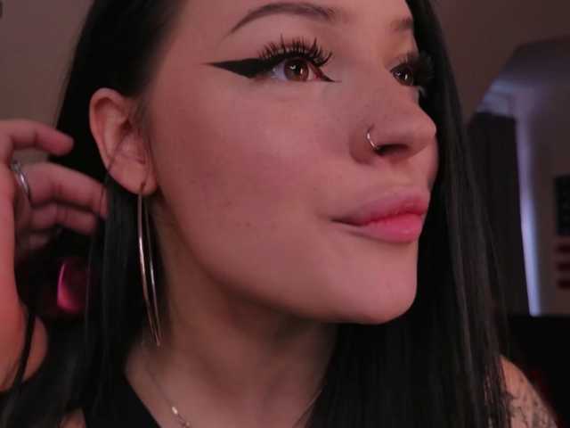 LisaAndDenis live cam on BongaCams